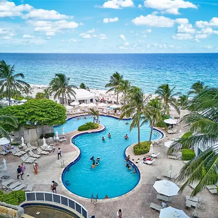 Luxurious Beach Resort Balcony-2